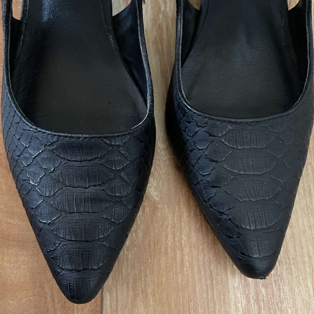 Coconuts by Matisse Black Pointed-Toe Block Heels… - image 4